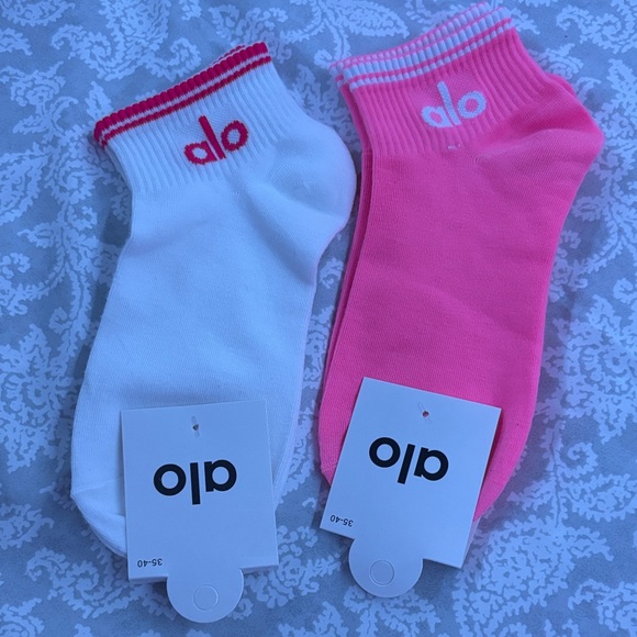 ALO Yoga Other - ALO Yoga Vibrant Pink and Classic White Athletic Socks